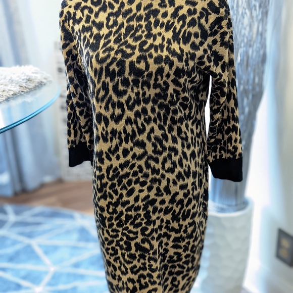 Leopard Sweater dress - Picture 2 of 5